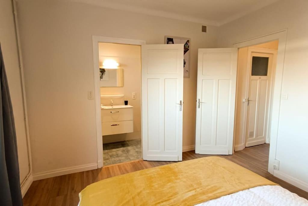 Foucault - Appartements - Au Coeur De Lourdes Exterior photo