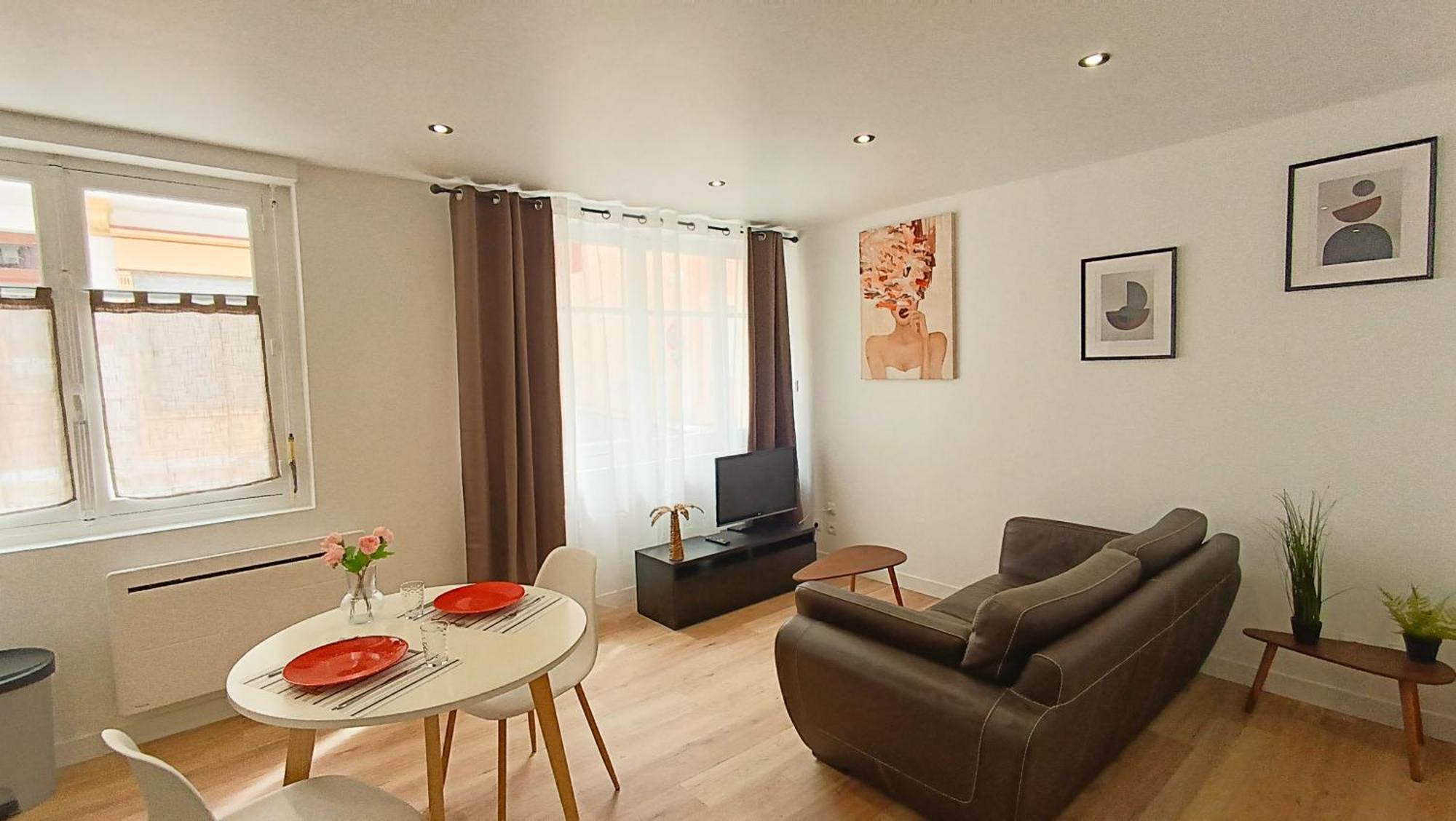 Foucault - Appartements - Au Coeur De Lourdes Exterior photo